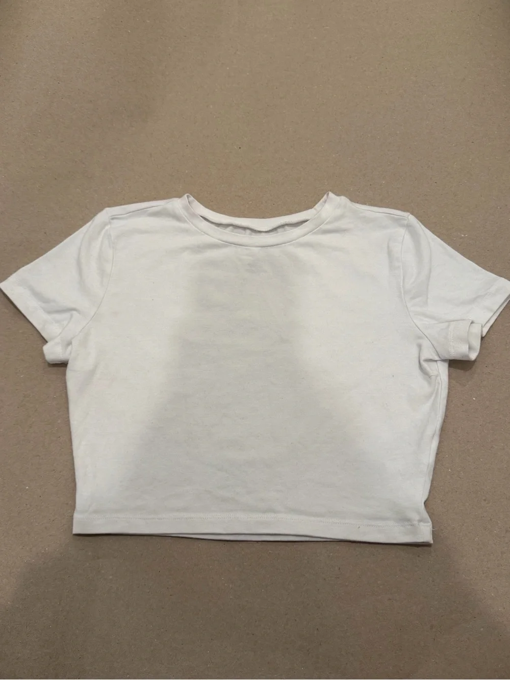 White Short Sleeve Cropped Crew Neck T-Shirt Size Medium